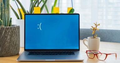 次のポストを表す選択画像 - パソコンがフリーズした！初心者でもできる7つの対処法